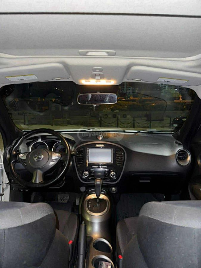 Nissan Juke 2011 — photo 2