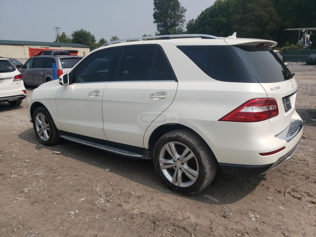 Mercedes-Benz ML 350 2014 — photo 2