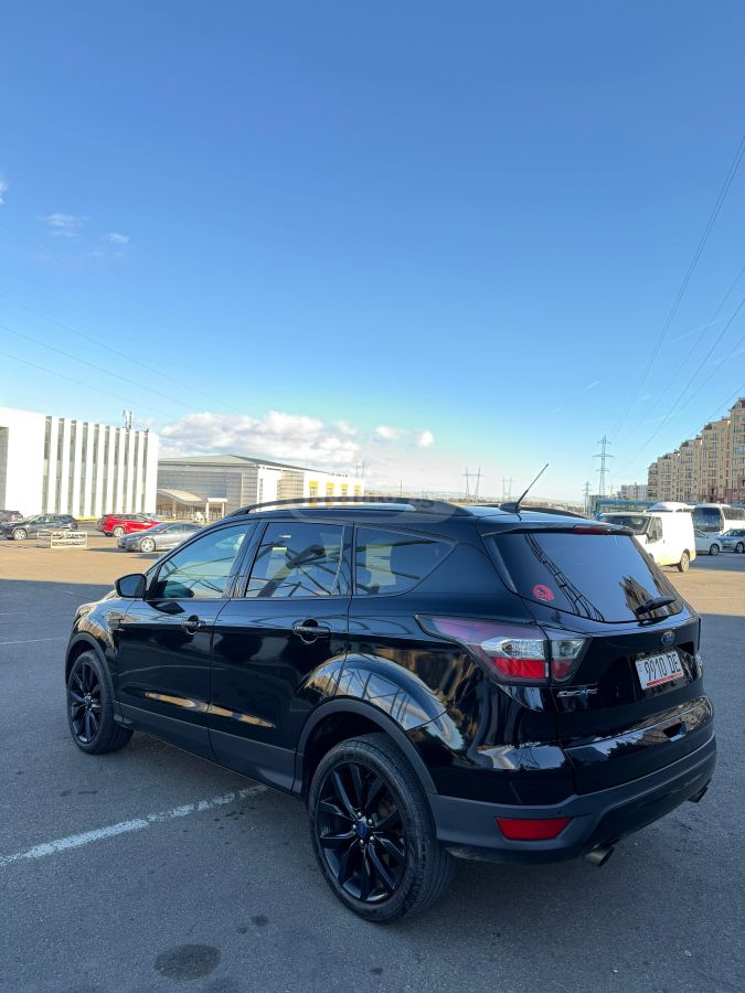 Ford Escape 2016 — photo 2