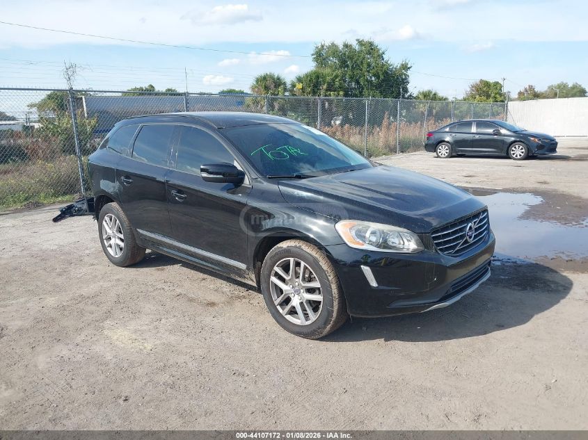 Volvo XC60 2017 — photo 2