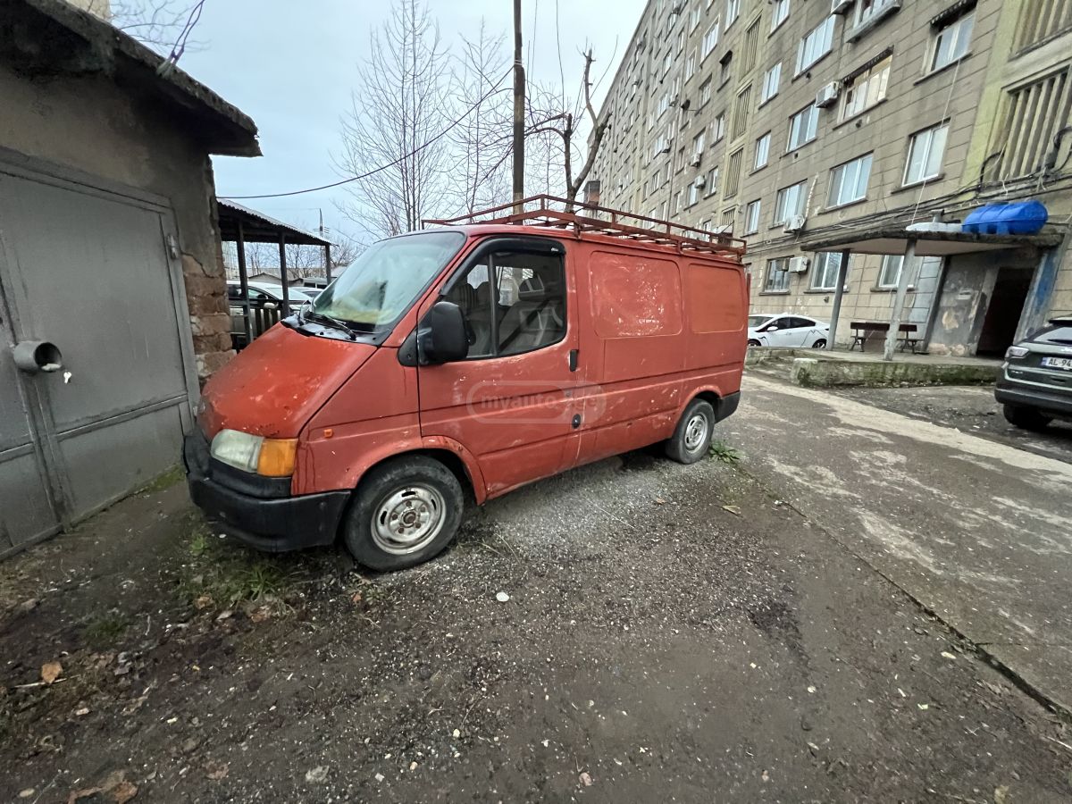 Ford Transit 1994 — photo 2