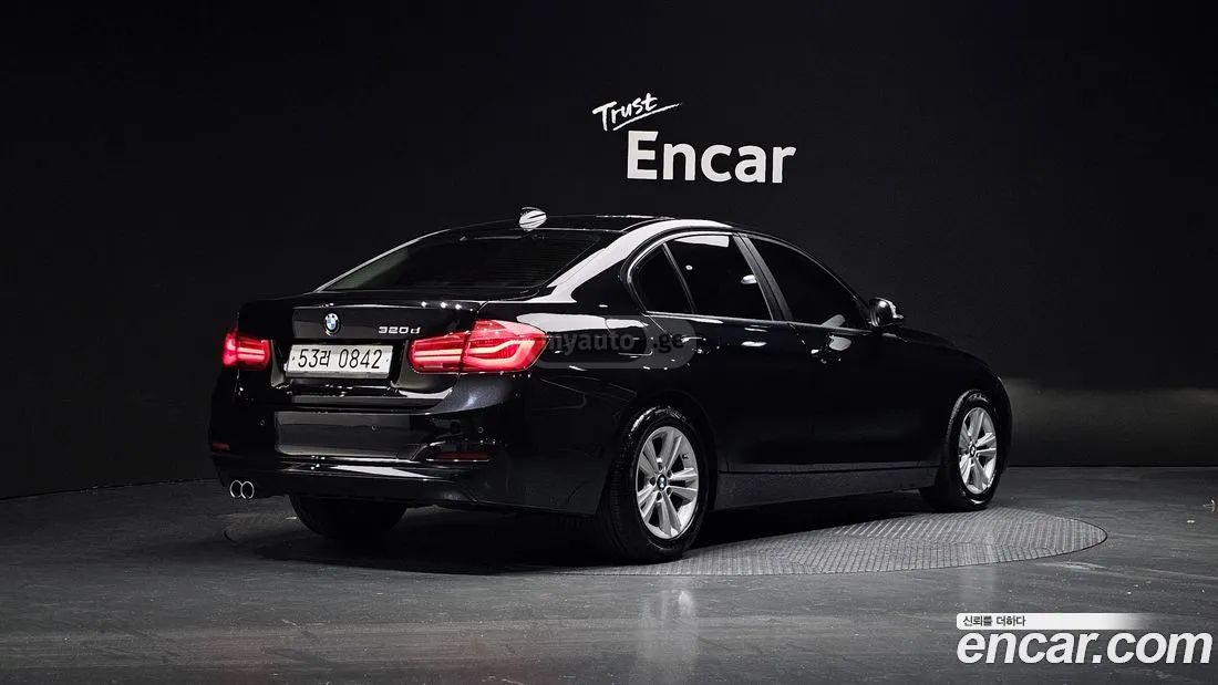 BMW 340 2016 — photo 2