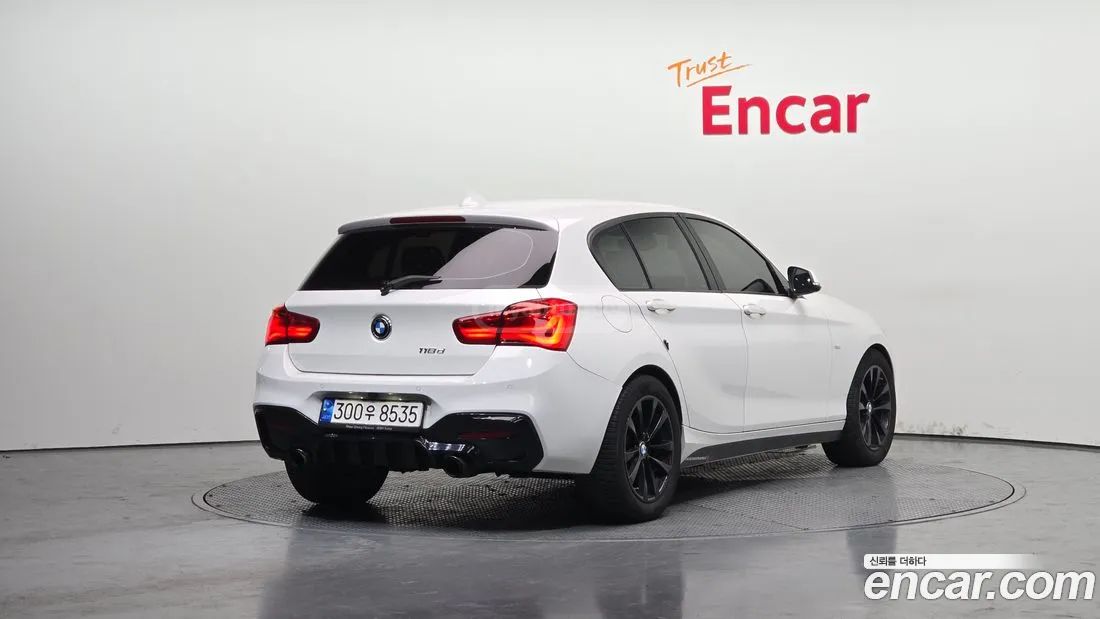 BMW 135 2016 — photo 2