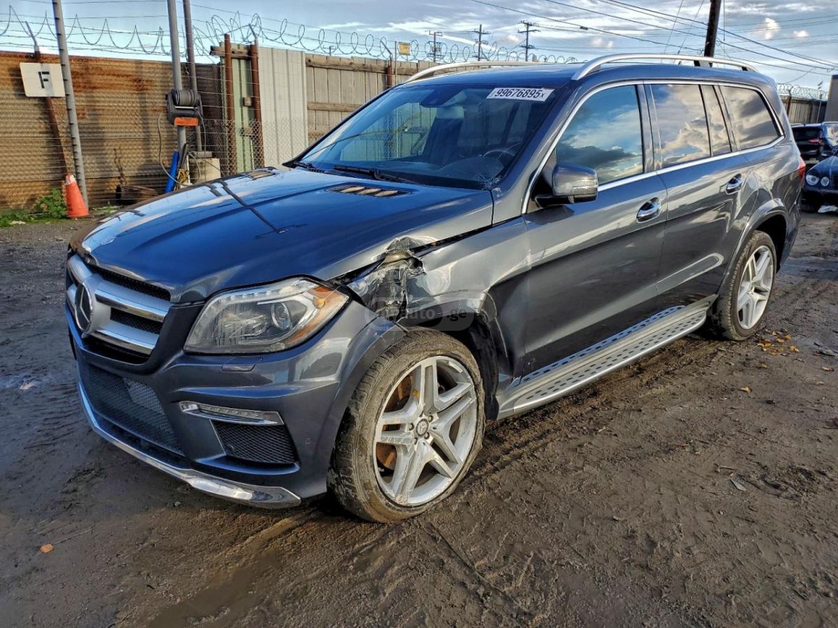 Mercedes-Benz GL 550
