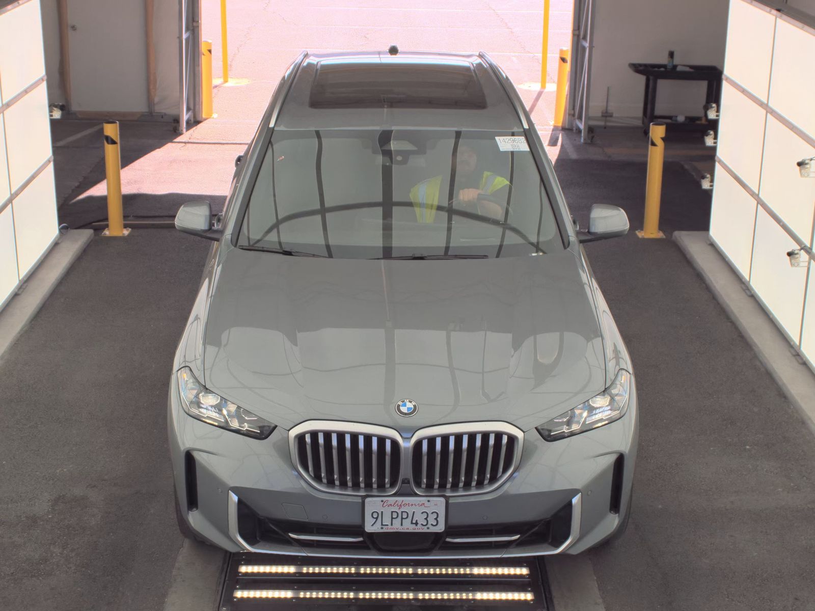BMW X5 2024 — photo 2