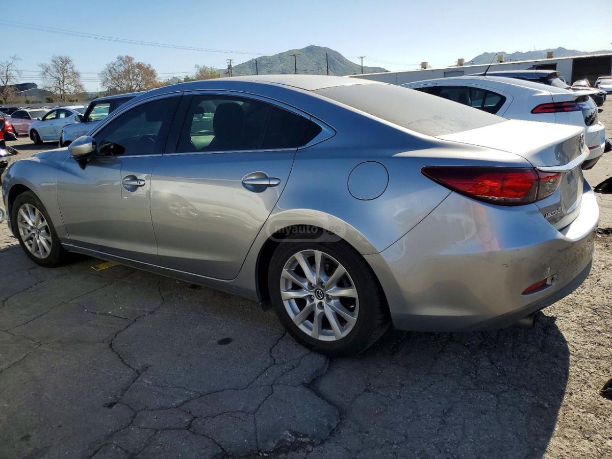 Mazda 616 2015 — photo 2