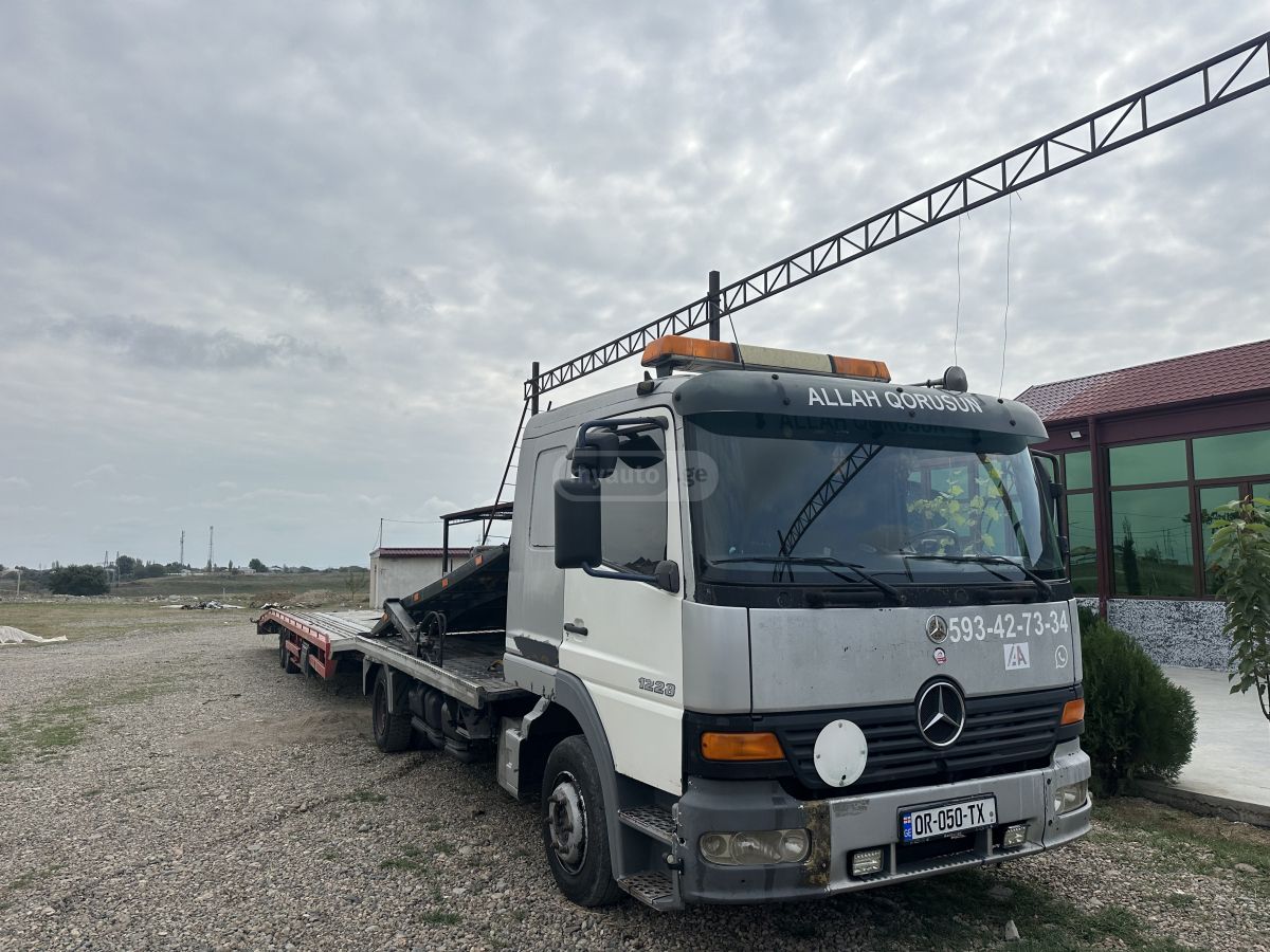 Mercedes-Benz Atego 2003 — photo 2