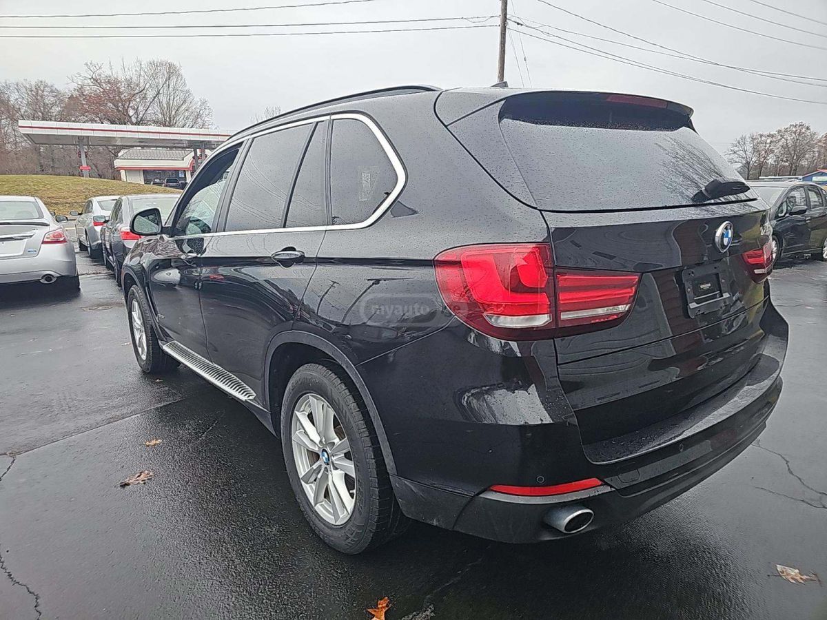 BMW X5 2014 — photo 2