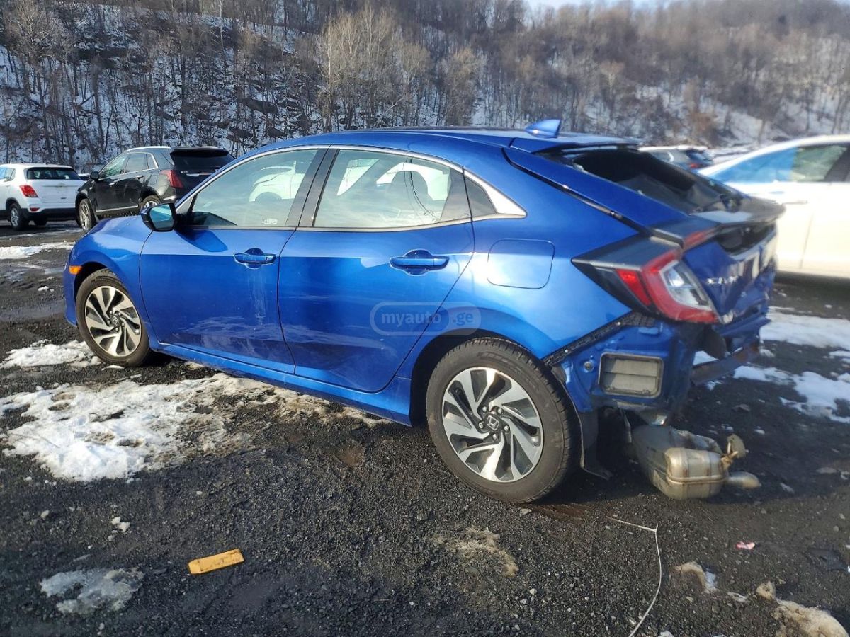Honda Civic 2019 — photo 2