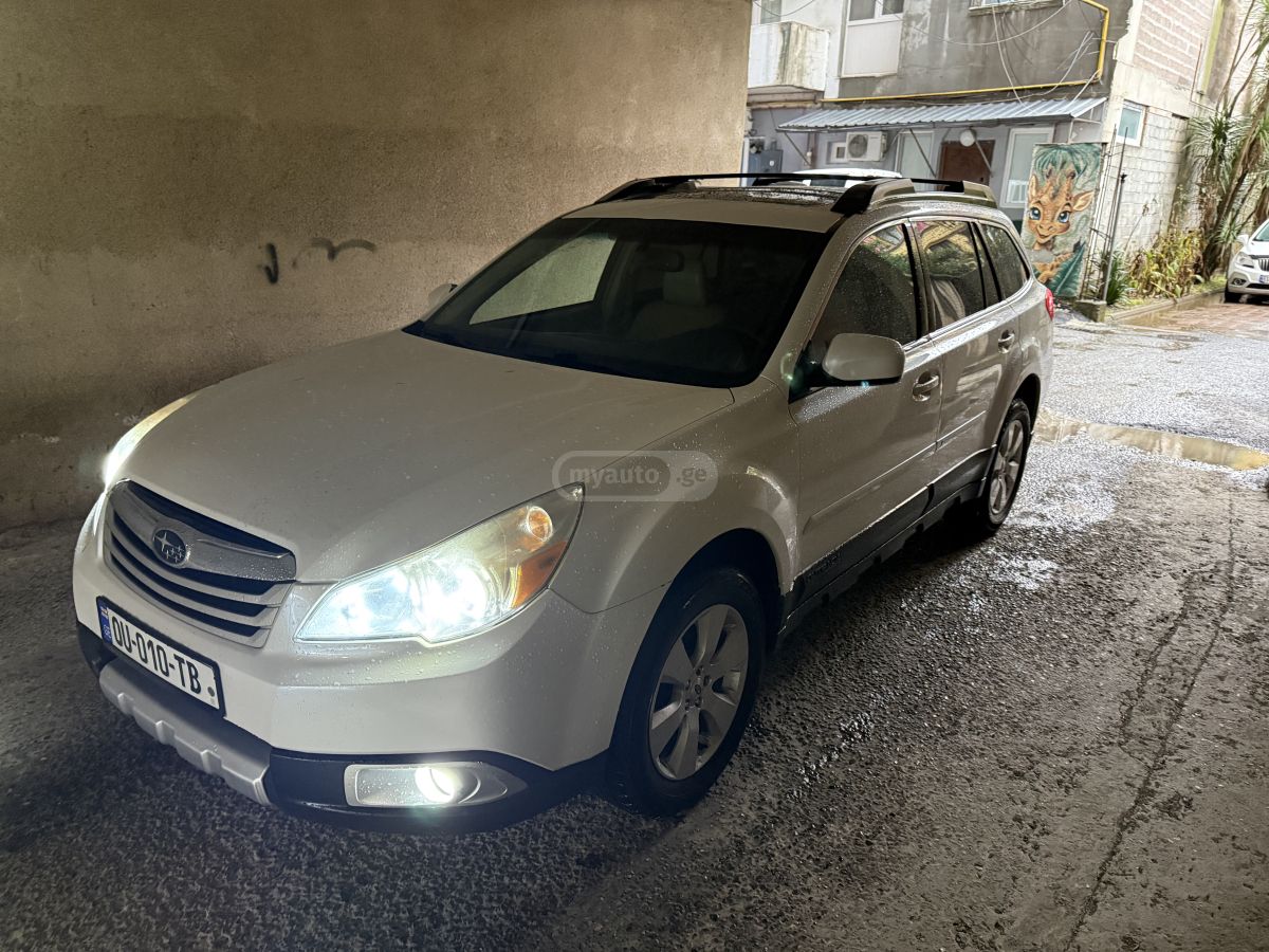 Subaru Outback 2012 — photo 2