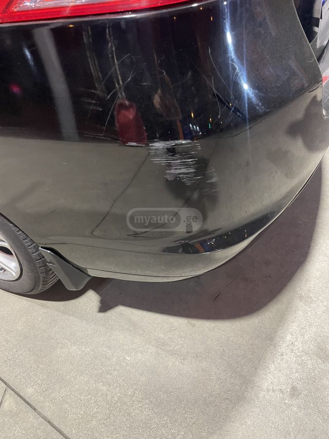 Toyota Camry 2015 — photo 2