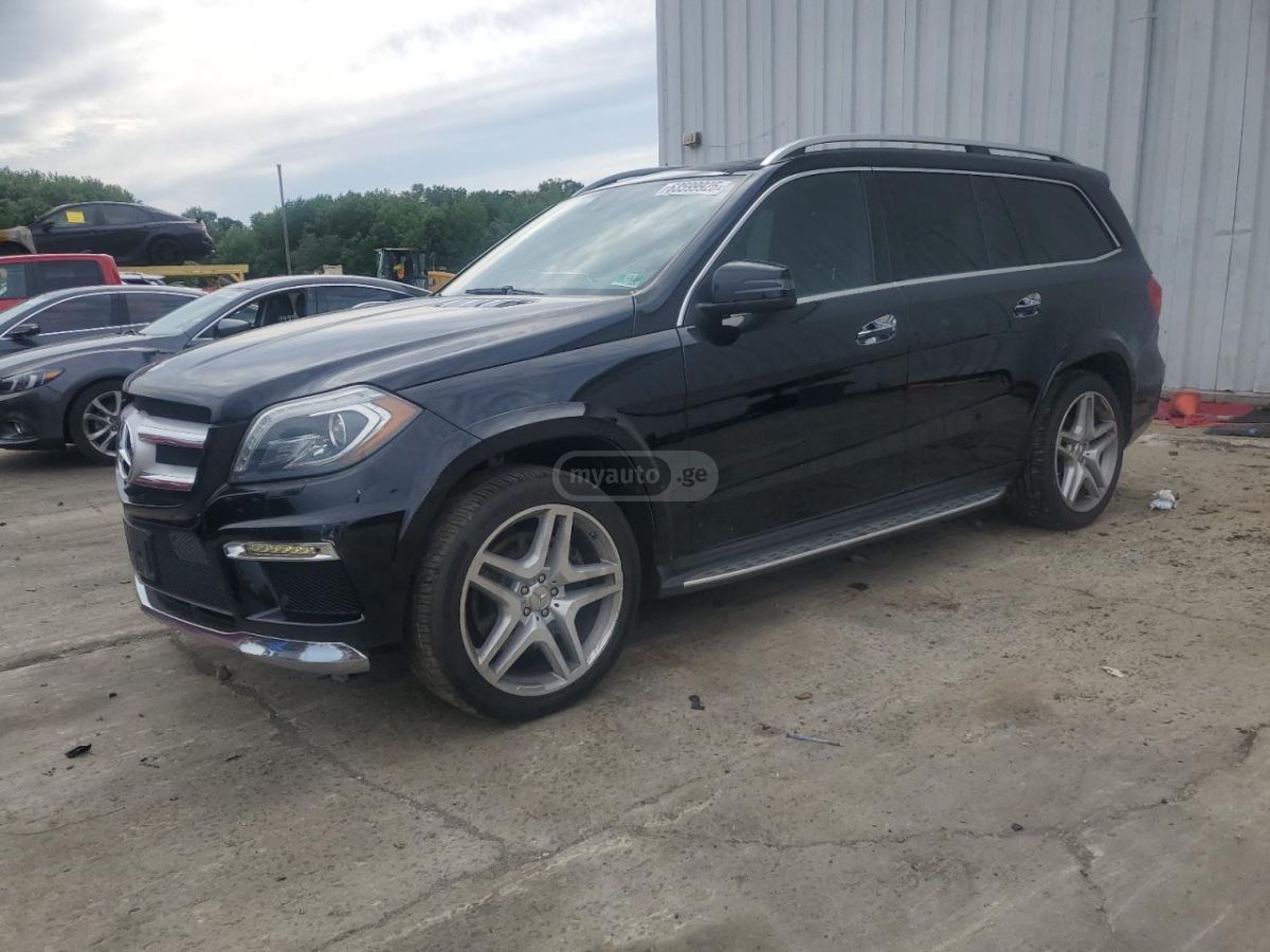 Mercedes-Benz GL 550