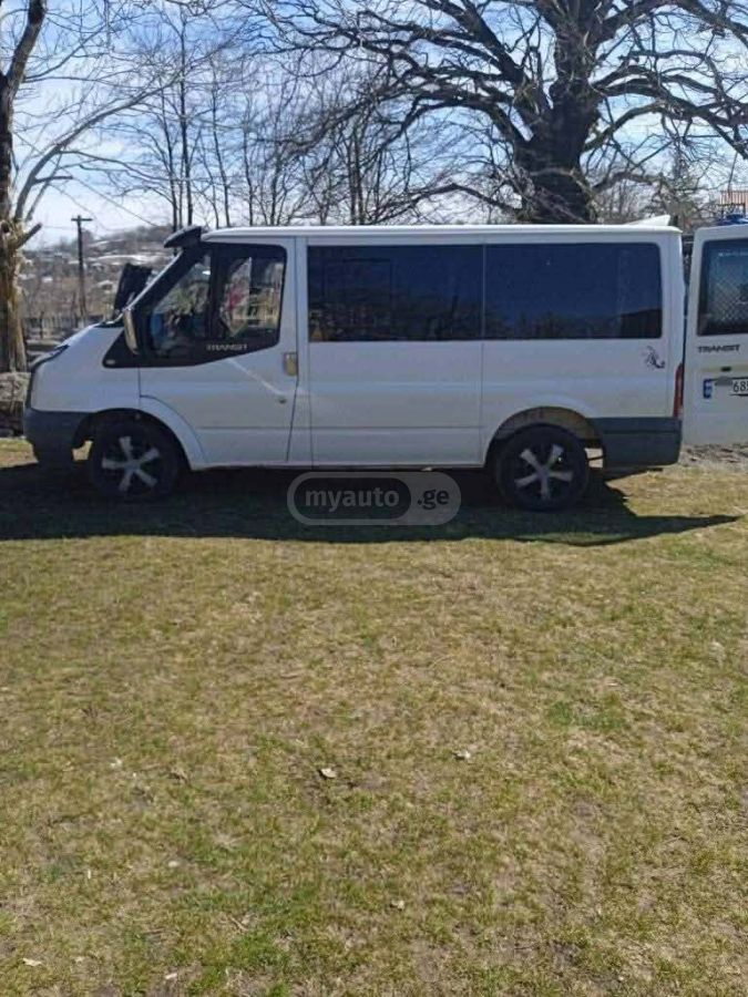 Ford Transit 2008 — photo 2