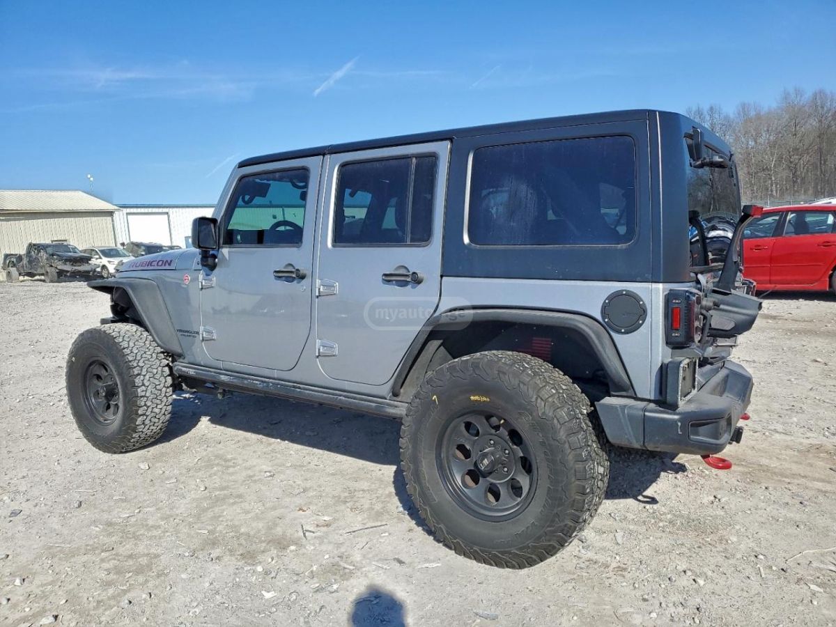 Jeep Wrangler 2015 — photo 2