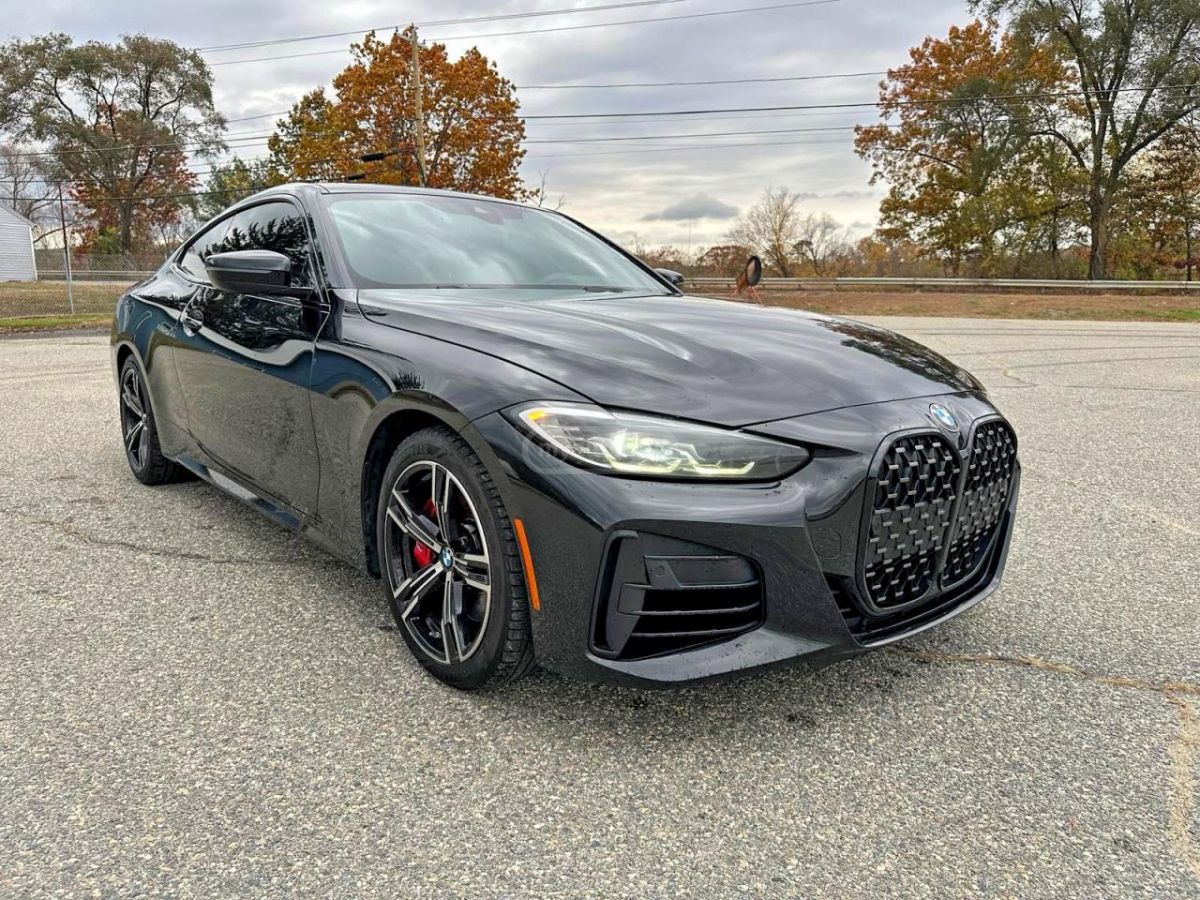 BMW 440