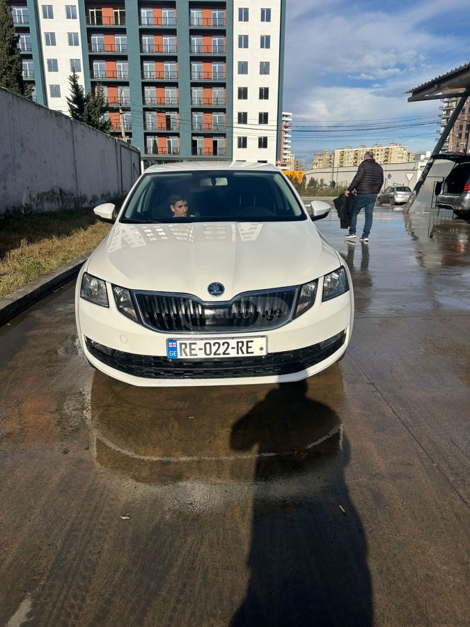 Skoda Octavia 2018 — photo 2