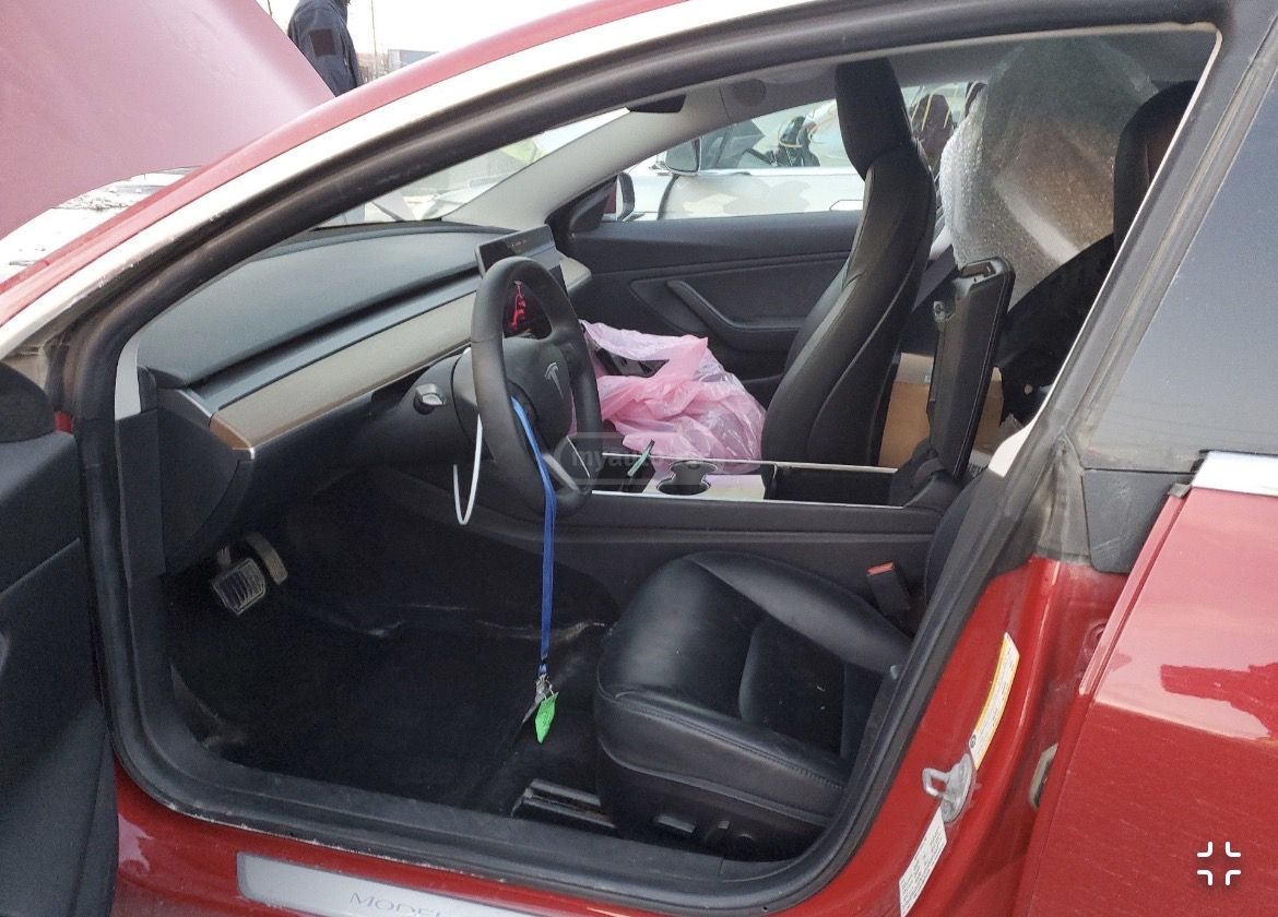 Tesla Model 3 2019 — photo 2