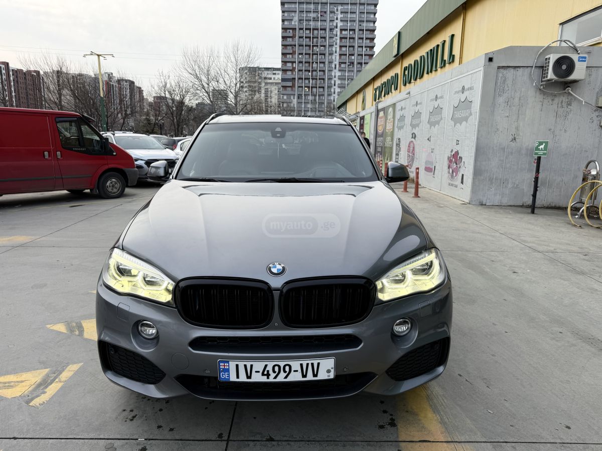 BMW X5 2014 — photo 2