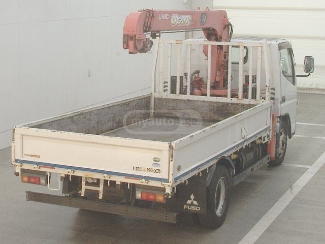 Mitsubishi Canter 2017 — photo 2