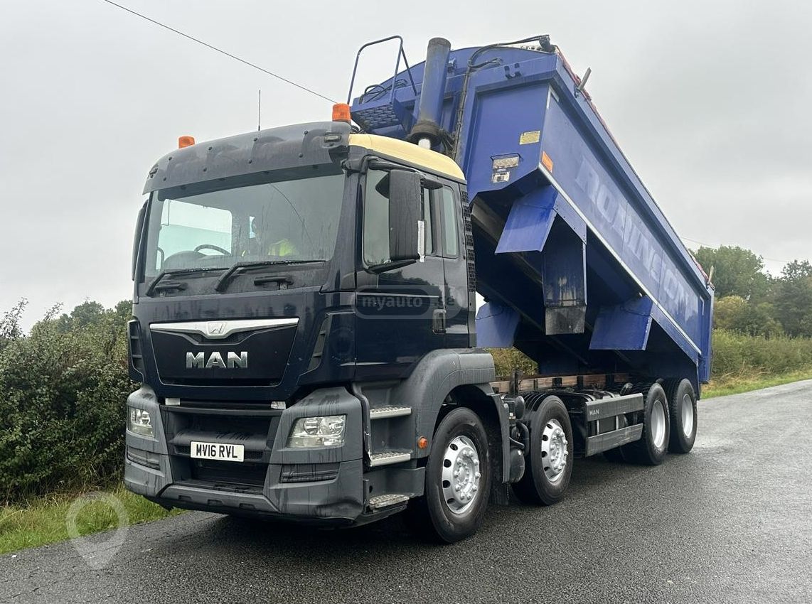 Isuzu TGS
