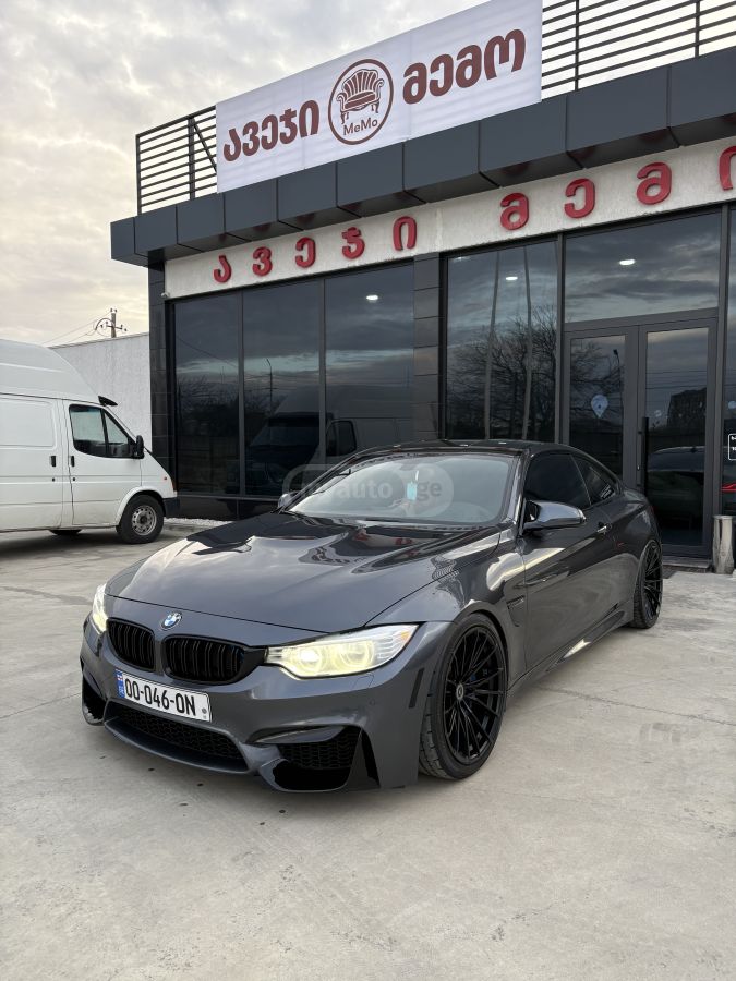 BMW M4 2015 — photo 2