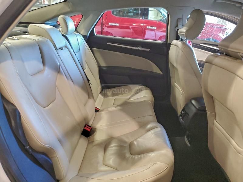 Ford Fusion 2017 — photo 2