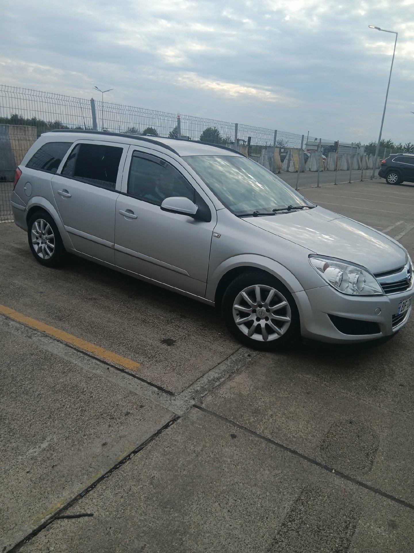 Opel Astra 2006 — photo 2