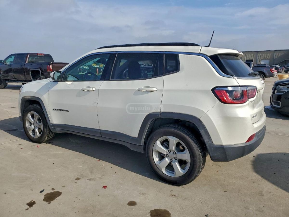 Jeep Compass 2018 — photo 2