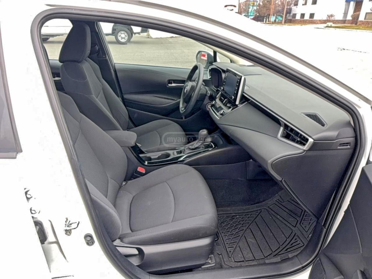 Toyota Corolla 2020 — photo 2