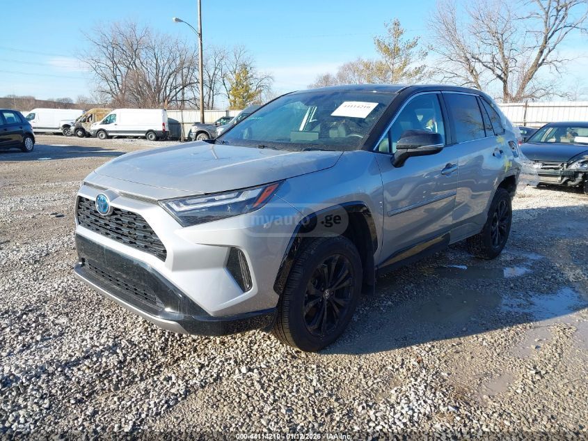 Toyota RAV4 2024 — photo 2