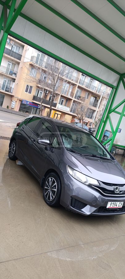 Honda Fit 2016 — photo 2