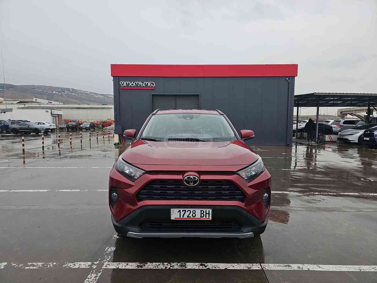 Toyota RAV4 2021 — photo 2