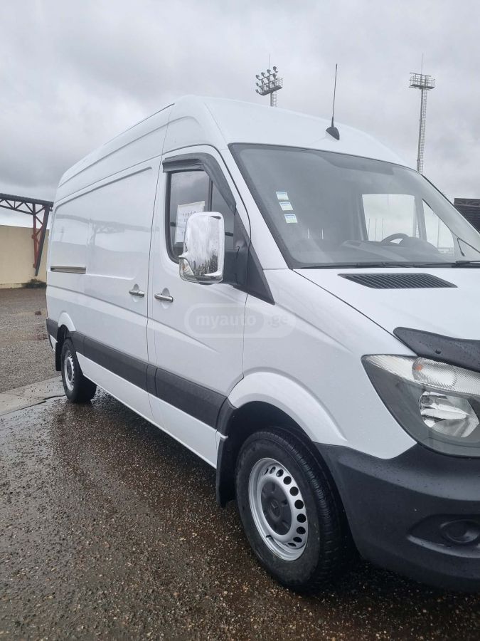 Mercedes-Benz Sprinter 2015 — photo 2