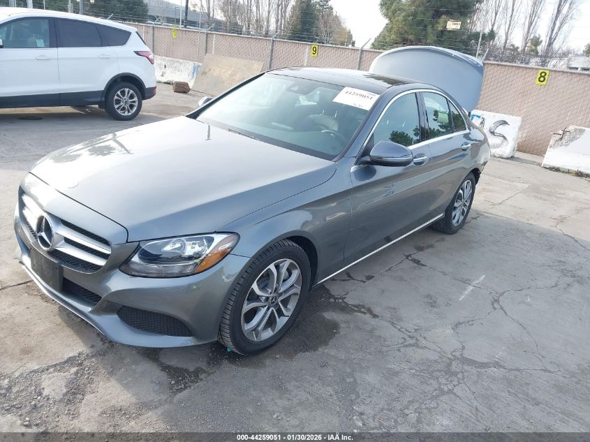 Mercedes-Benz C 300 2017 — photo 2
