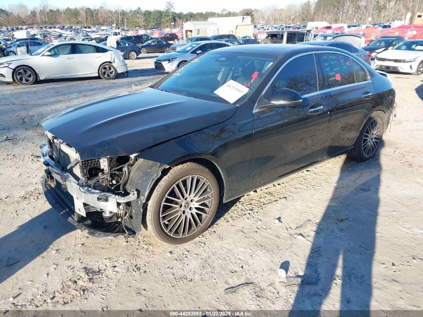 Mercedes-Benz C 300 2024 — photo 2