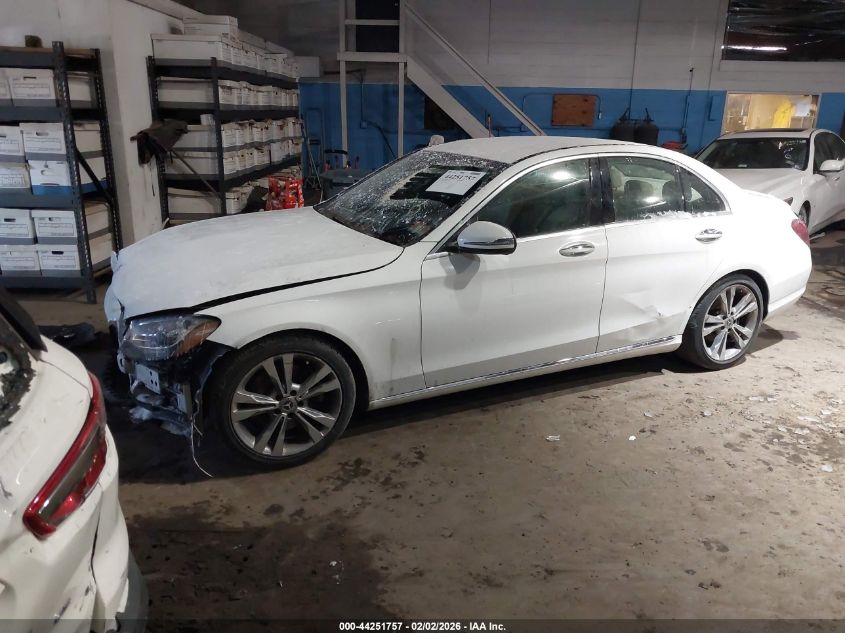 Mercedes-Benz C 300 2017 — photo 2