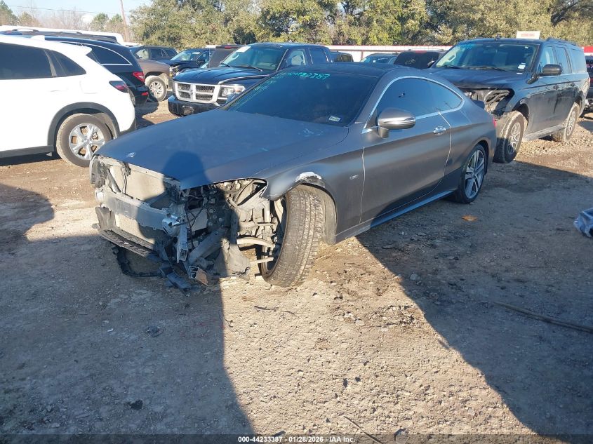 Mercedes-Benz C 300 2017 — photo 2