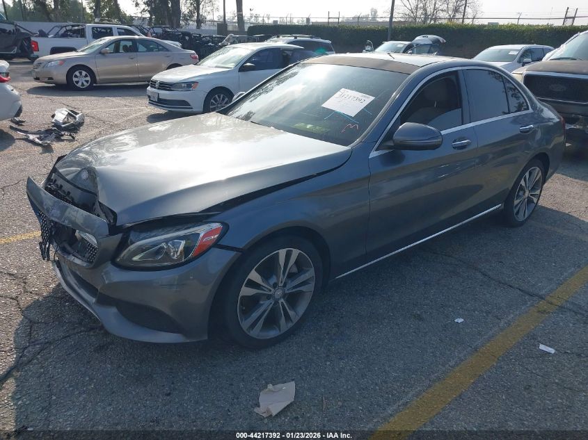 Mercedes-Benz C 300 2017 — photo 2