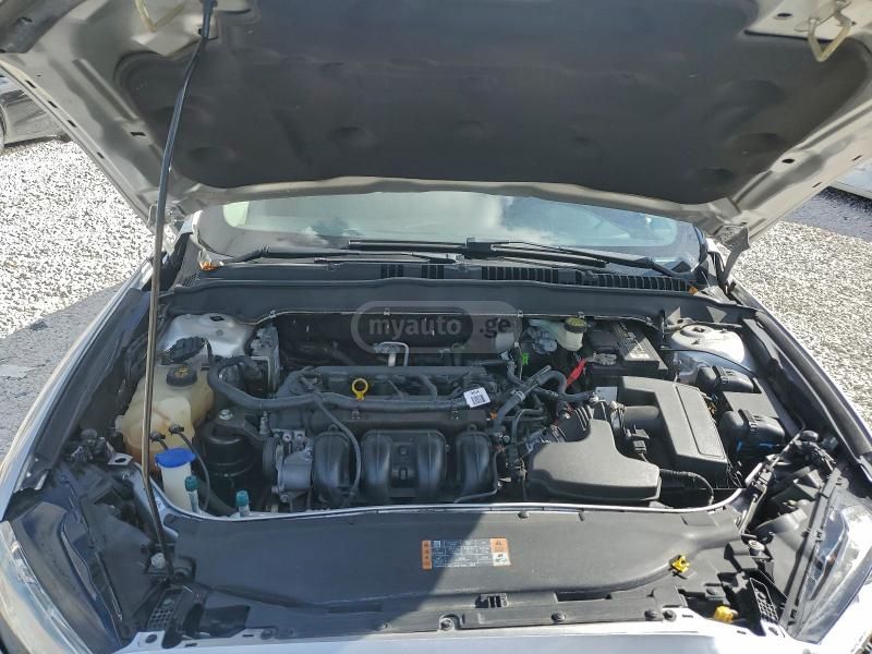 Ford Fusion 2017 — photo 2