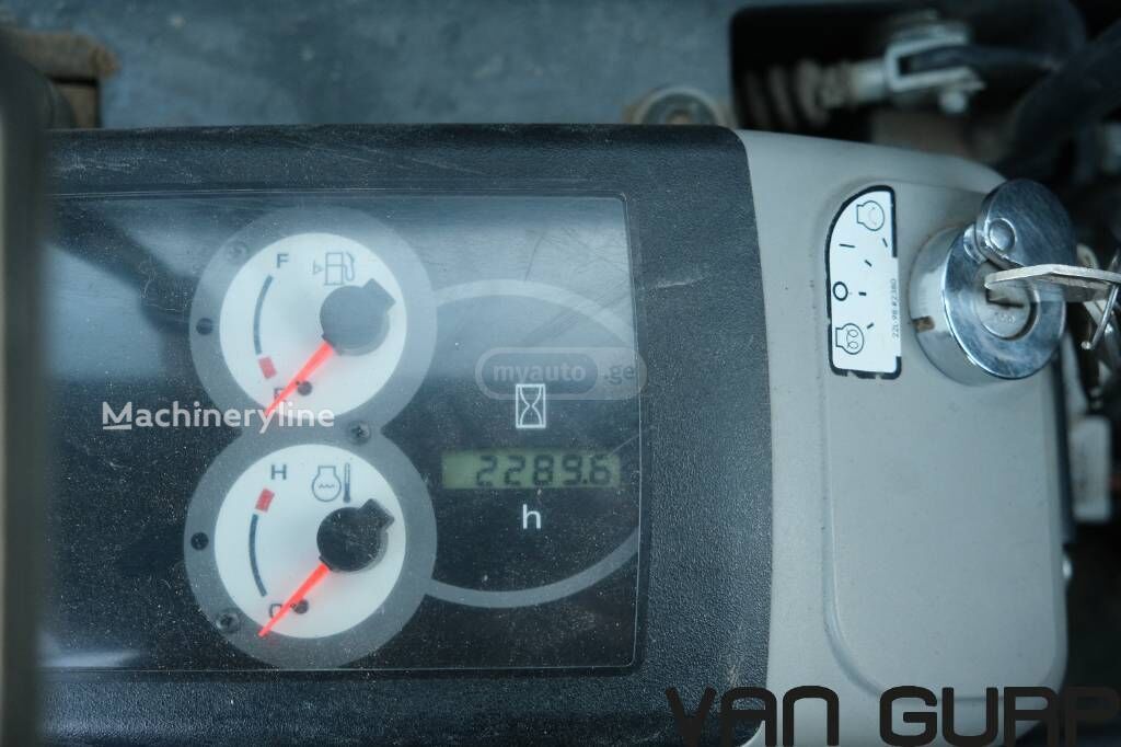 Hino D155AX 2018 — photo 2