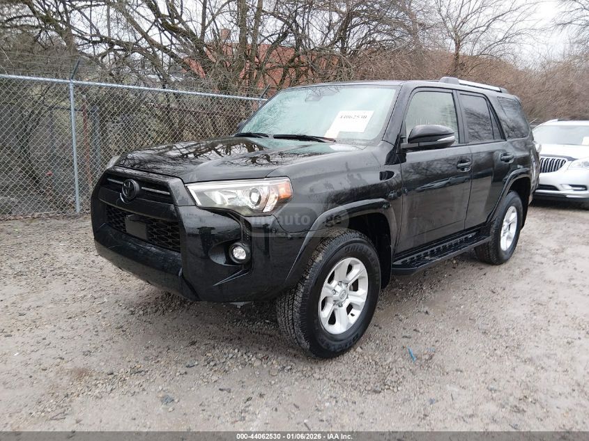 Toyota 4 Runner 2024 — photo 2