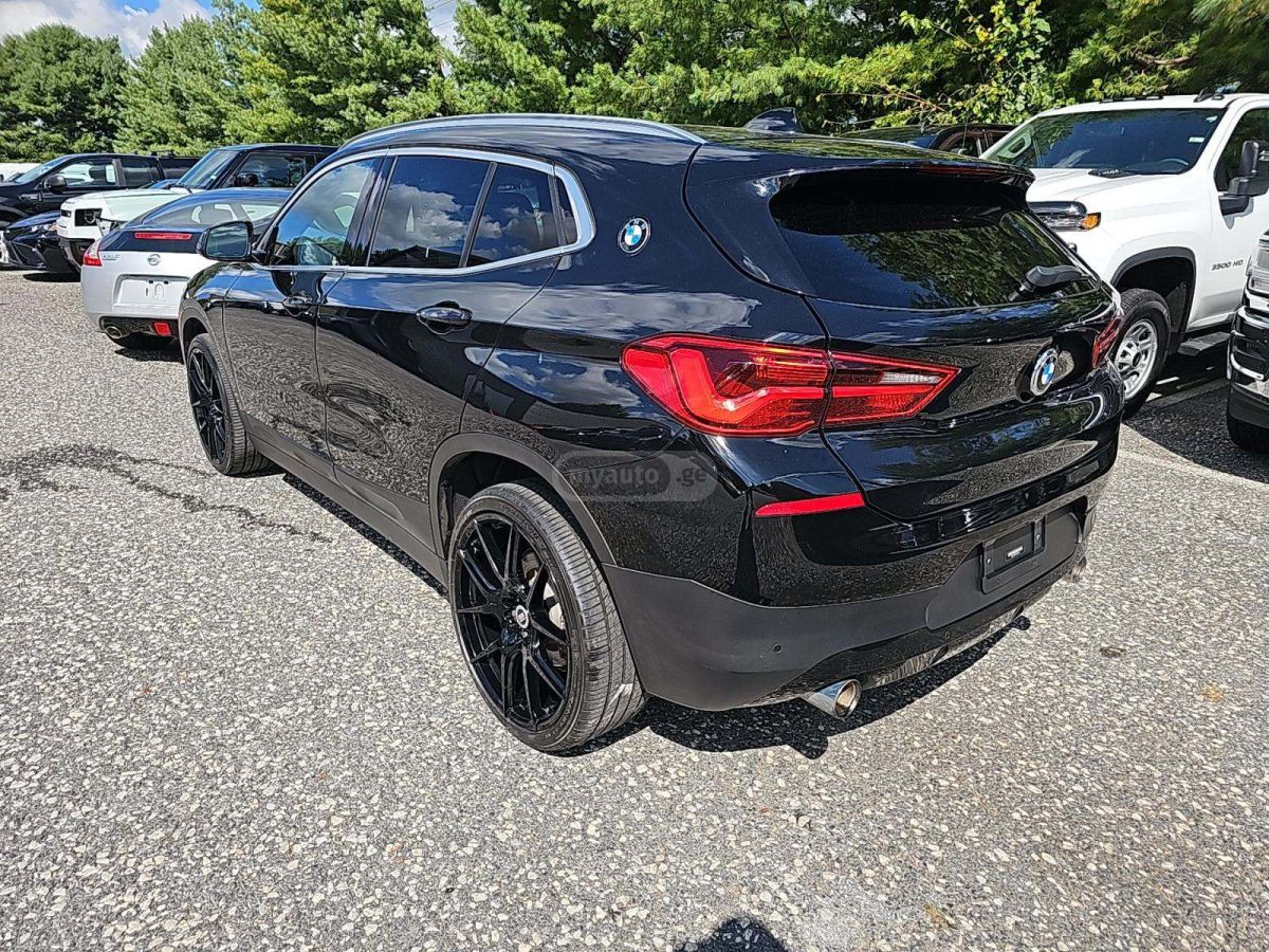 BMW X2 2019 — photo 2