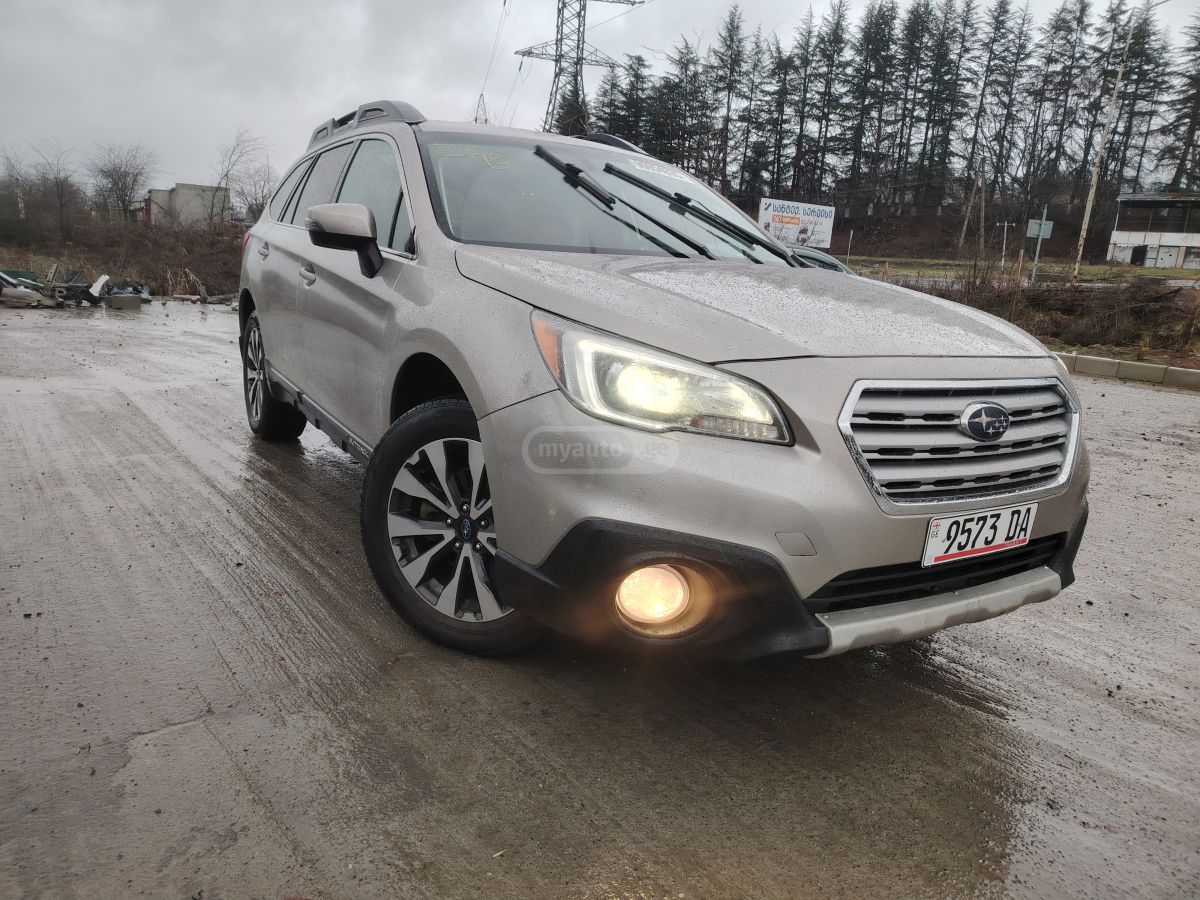 Subaru Outback 2016 — photo 2