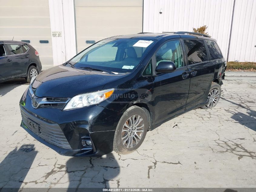 Toyota Sienna