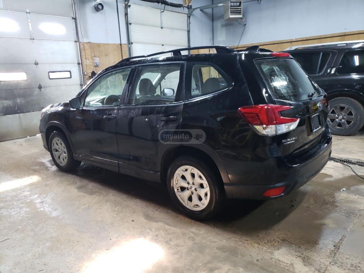 Subaru Forester 2021 — photo 2