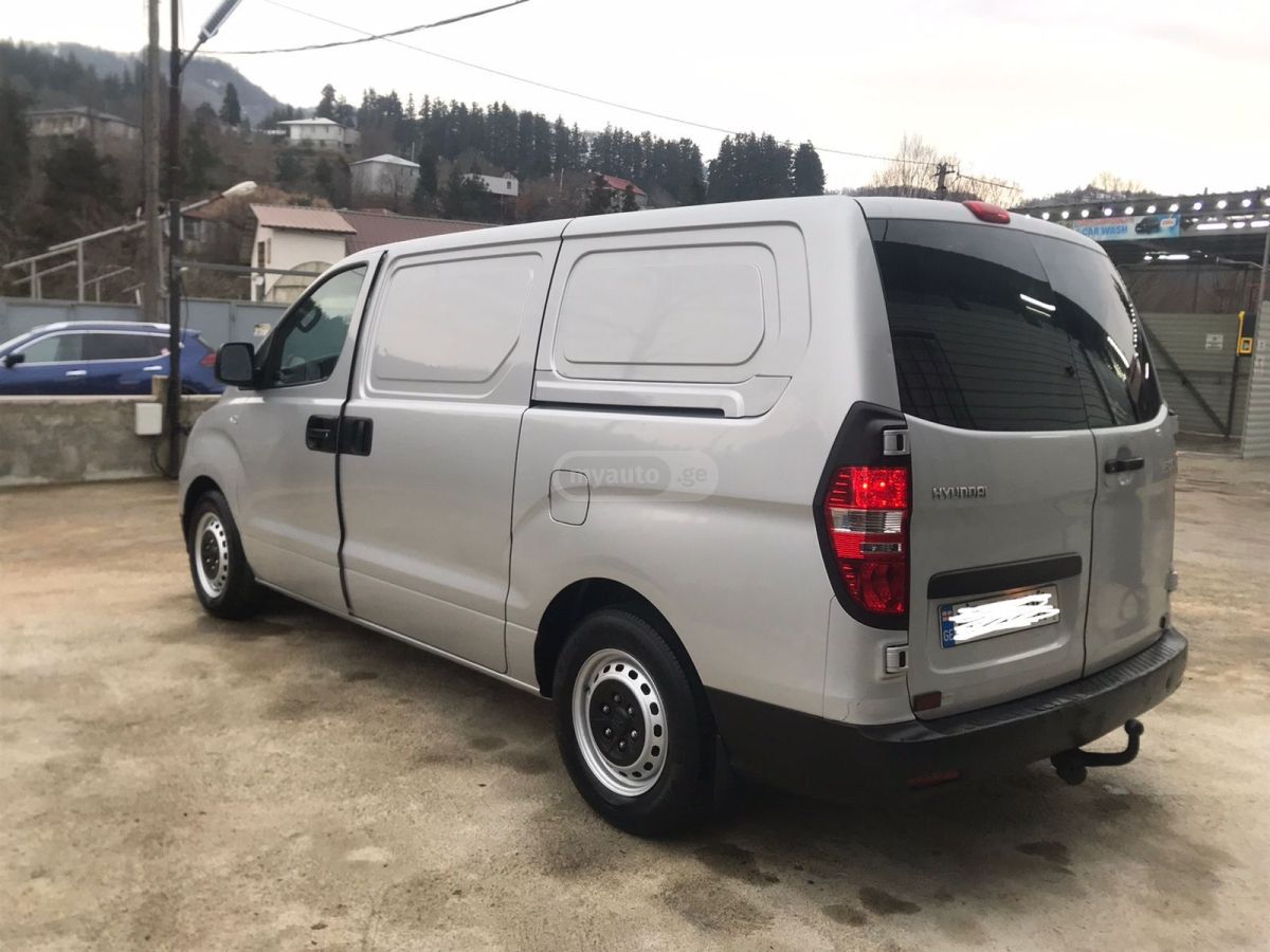 Hyundai Starex 2008 — photo 2