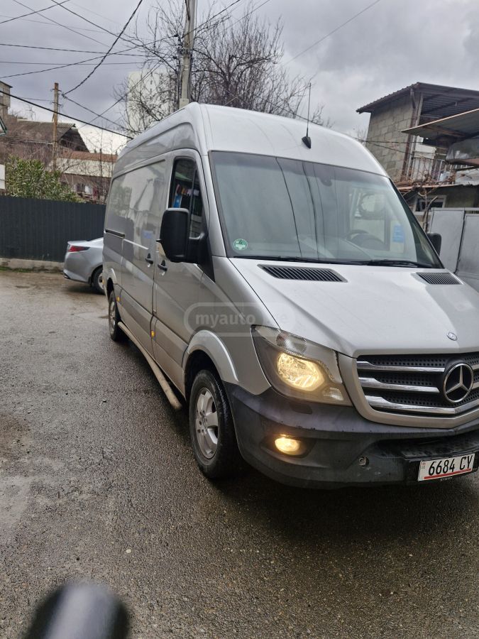 Mercedes-Benz Sprinter 2015 — photo 2