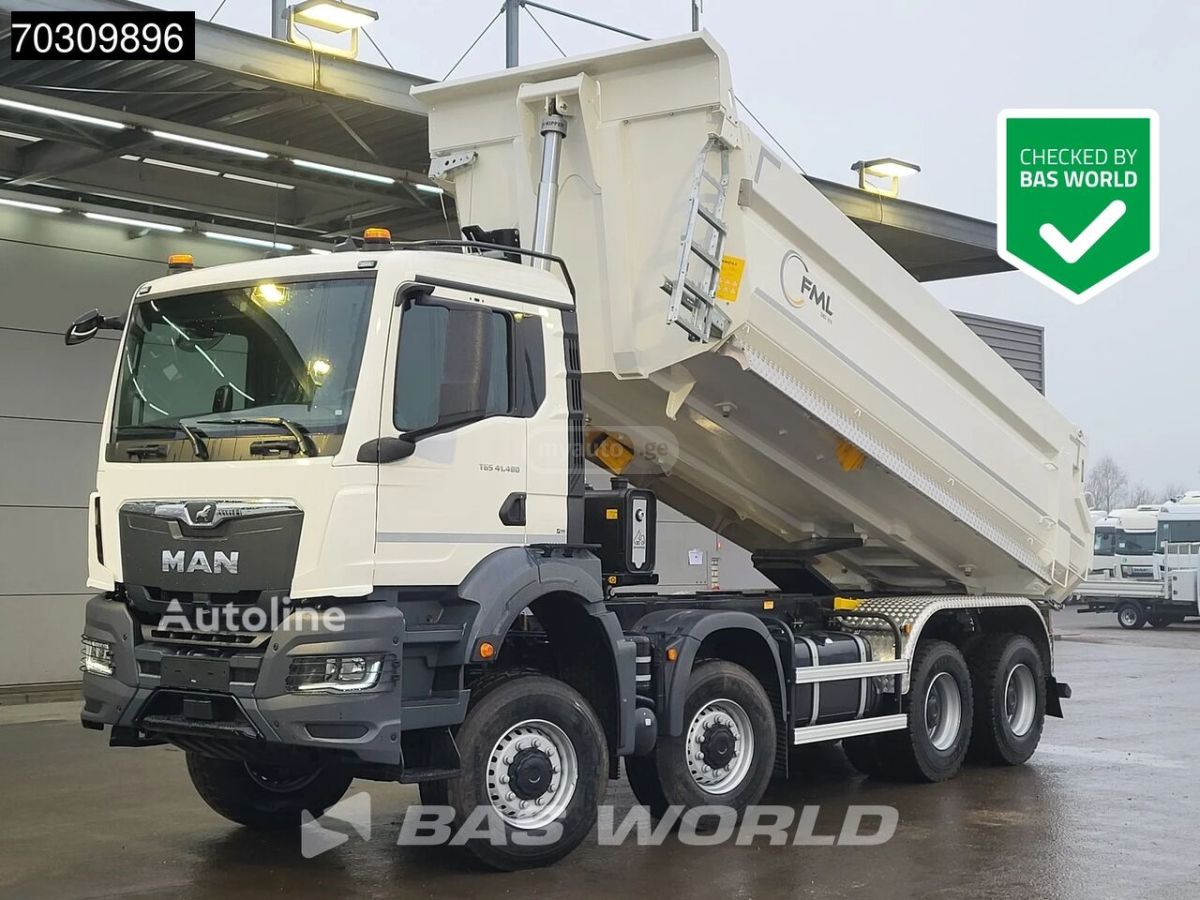 Isuzu TGS