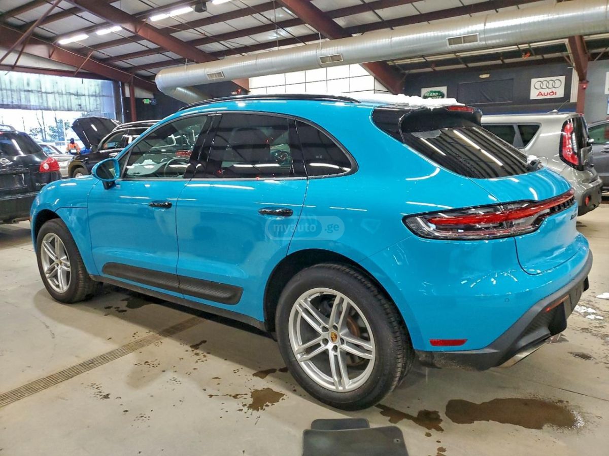 Porsche Macan 2022 — photo 2