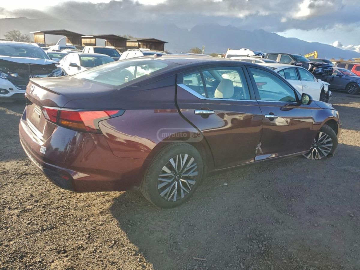 Nissan Altima 2025 — photo 2